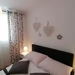 Andrea Appartement *