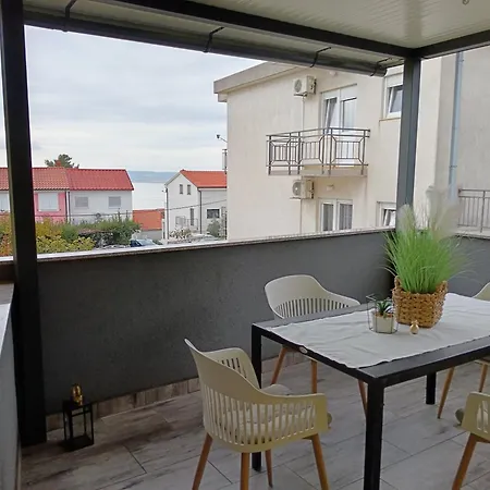 Andrea Apartment
